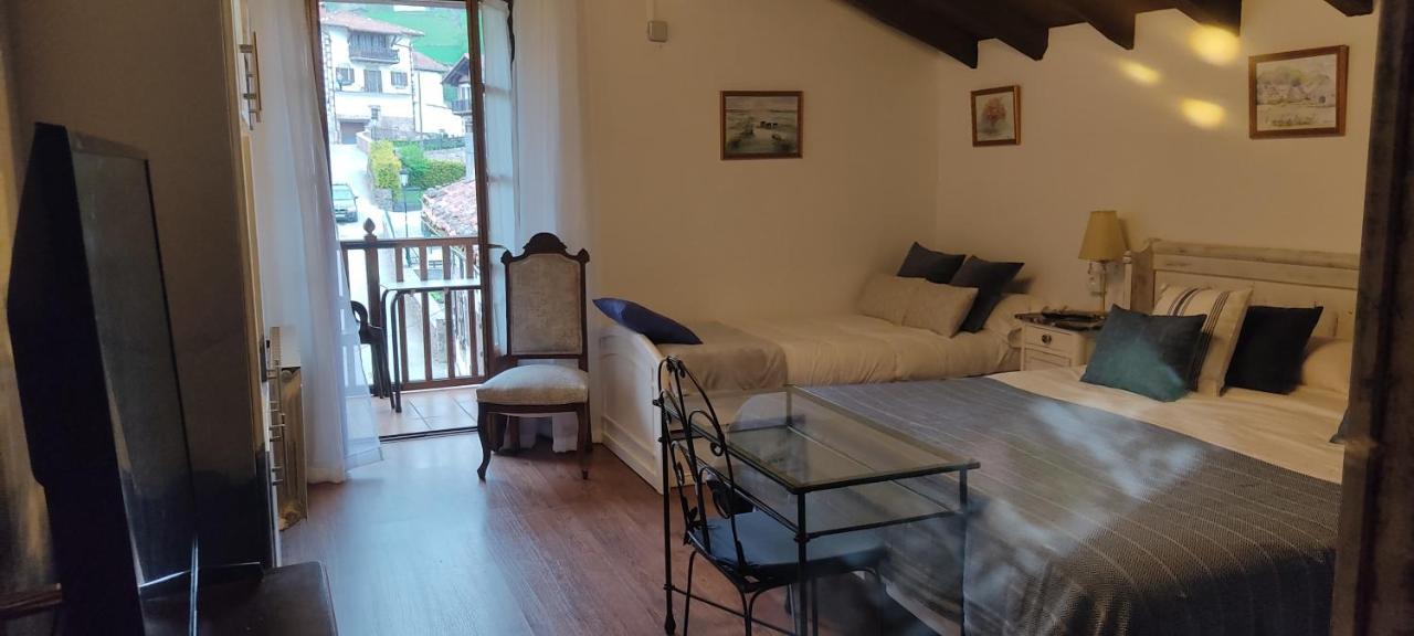Hostal Mendaurpe Ituren Eksteriør bilde