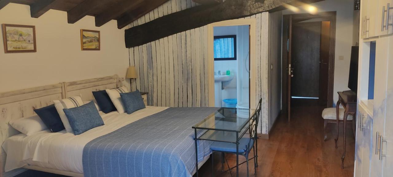 Hostal Mendaurpe Ituren Eksteriør bilde